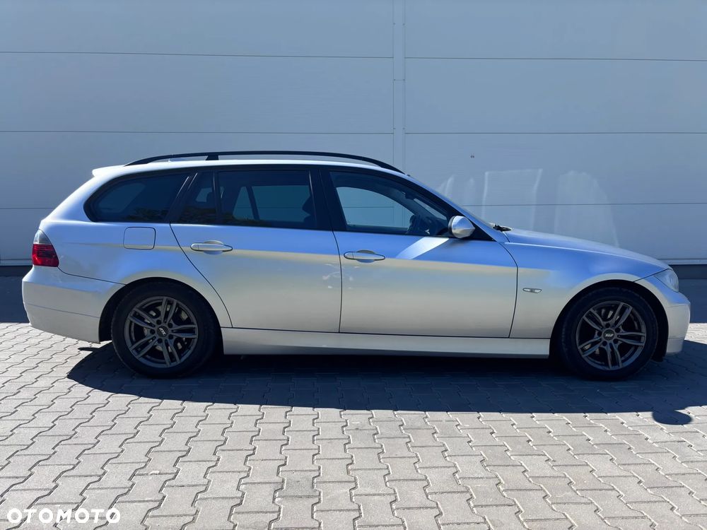 BMW Seria 3 320d - 6