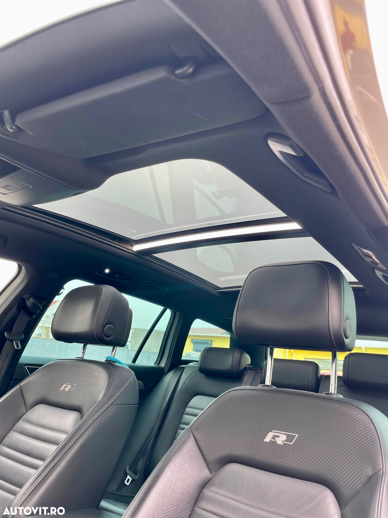 Volkswagen Passat Variant 2.0 TDI DSG R Executive - 16