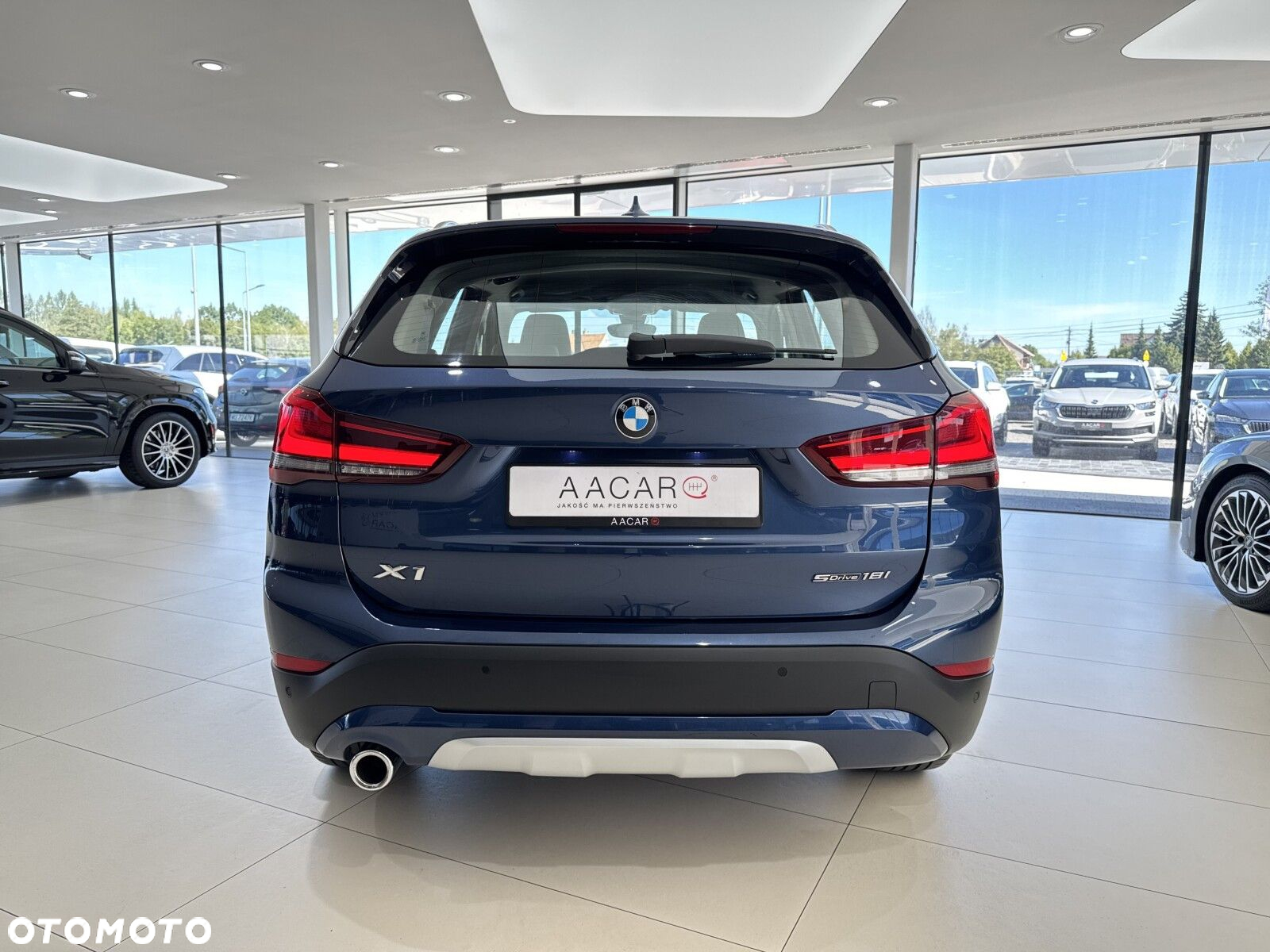 BMW X1 sDrive18i xLine - 4