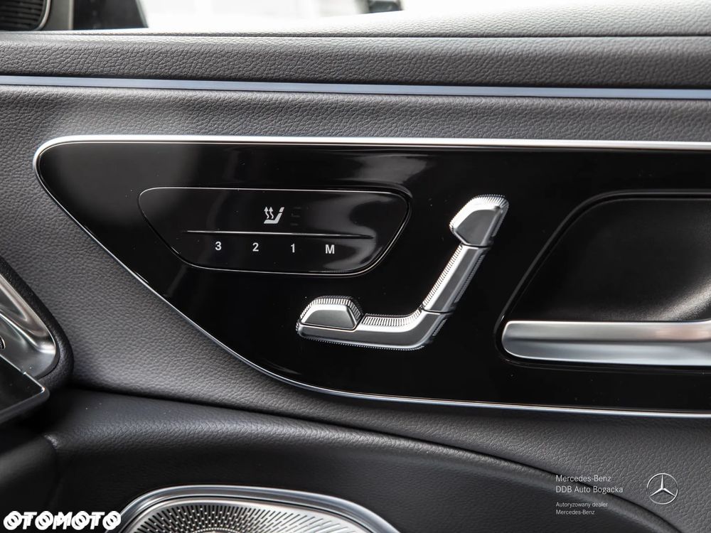 Mercedes-Benz Klasa E 220 d mHEV 4-Matic Avantgarde 9G-Tronic - 13