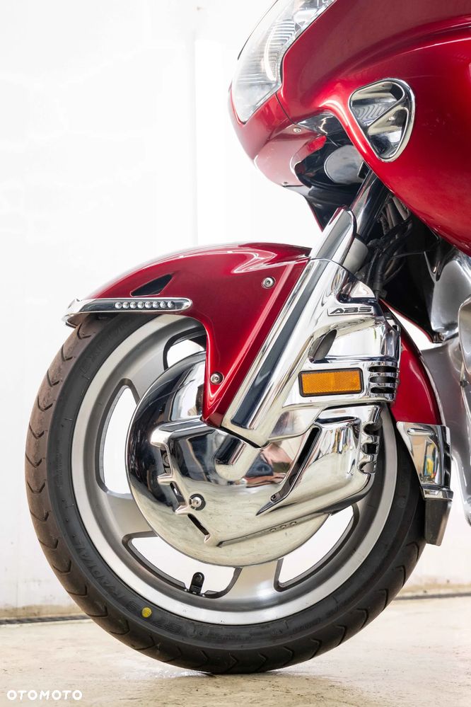 Honda GL - 32