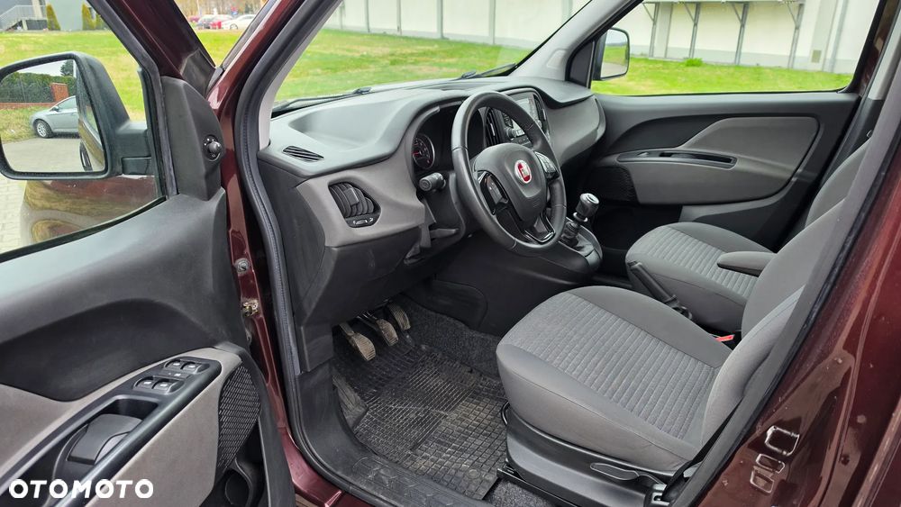 Fiat Doblo 1.4 T-Jet 16V Lounge - 10