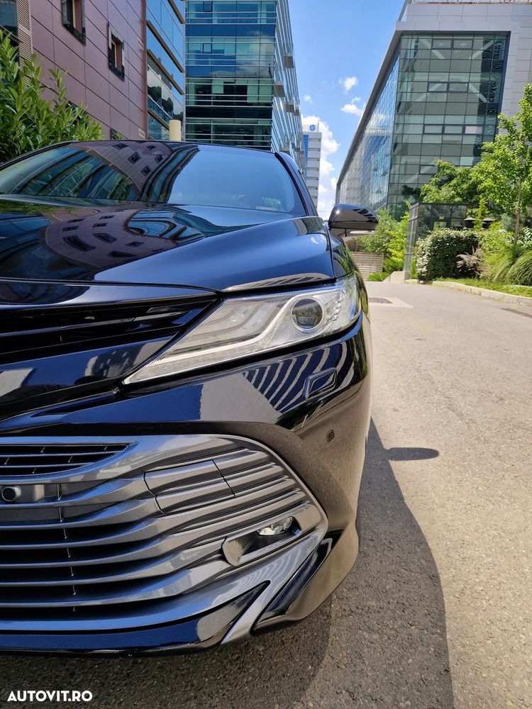 Toyota Camry 2.5 Exclusive - 7