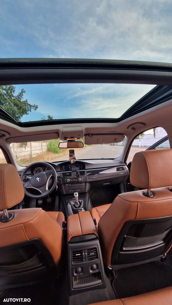 BMW Seria 3 320d - 14