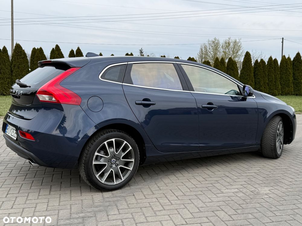 Volvo V40 - 11