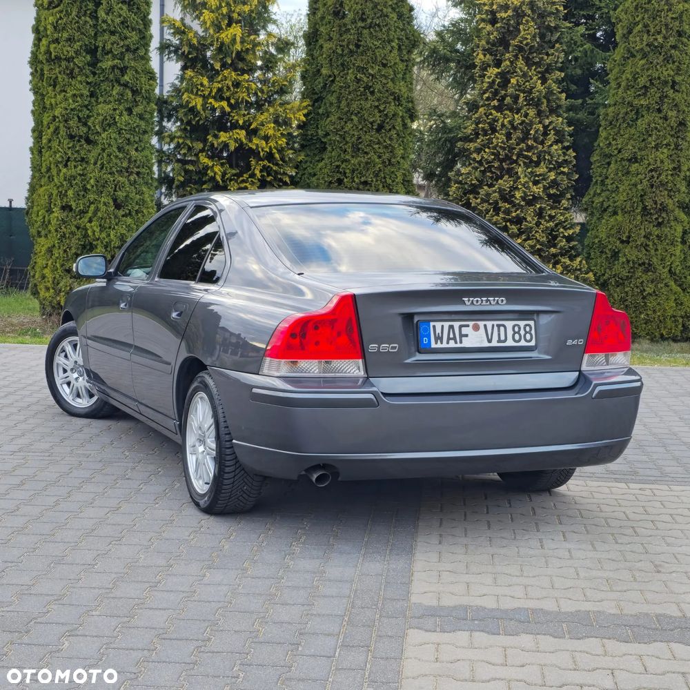 Volvo S60 2.4D Automatik Momentum - 10