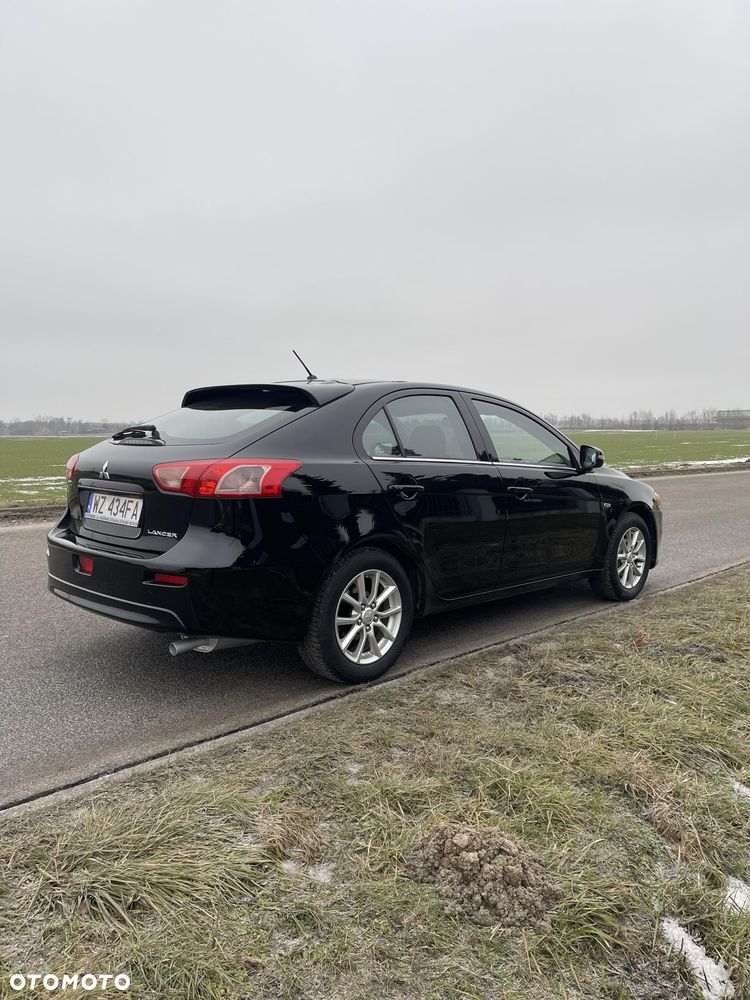 Mitsubishi Lancer 1.6 Inform - 4