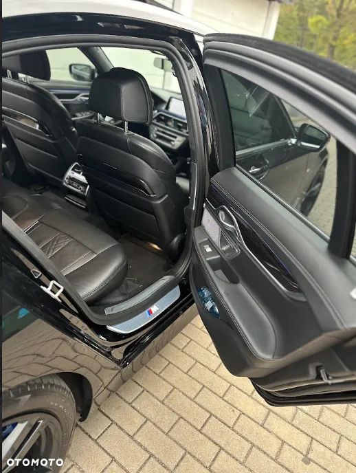 BMW Seria 7 750d xDrive - 10