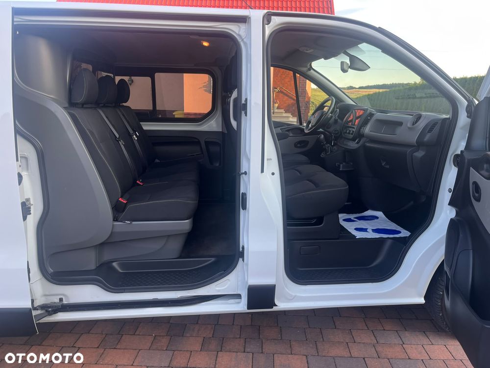 Renault Trafic - 23