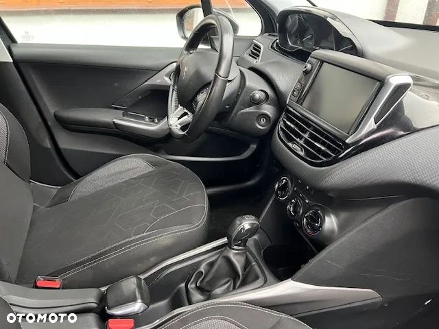 Peugeot 2008 BlueHDi 100 Active - 13