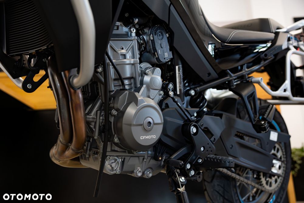 CFMoto 800MT Sport - 10