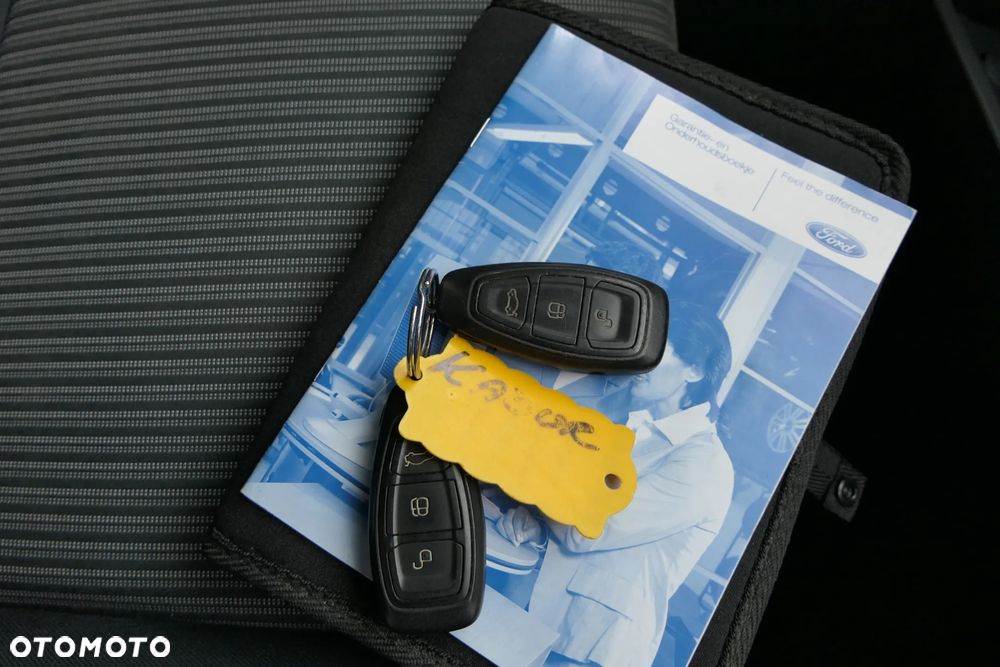 Ford C-MAX 1.6 Ti-VCT Titanium - 15