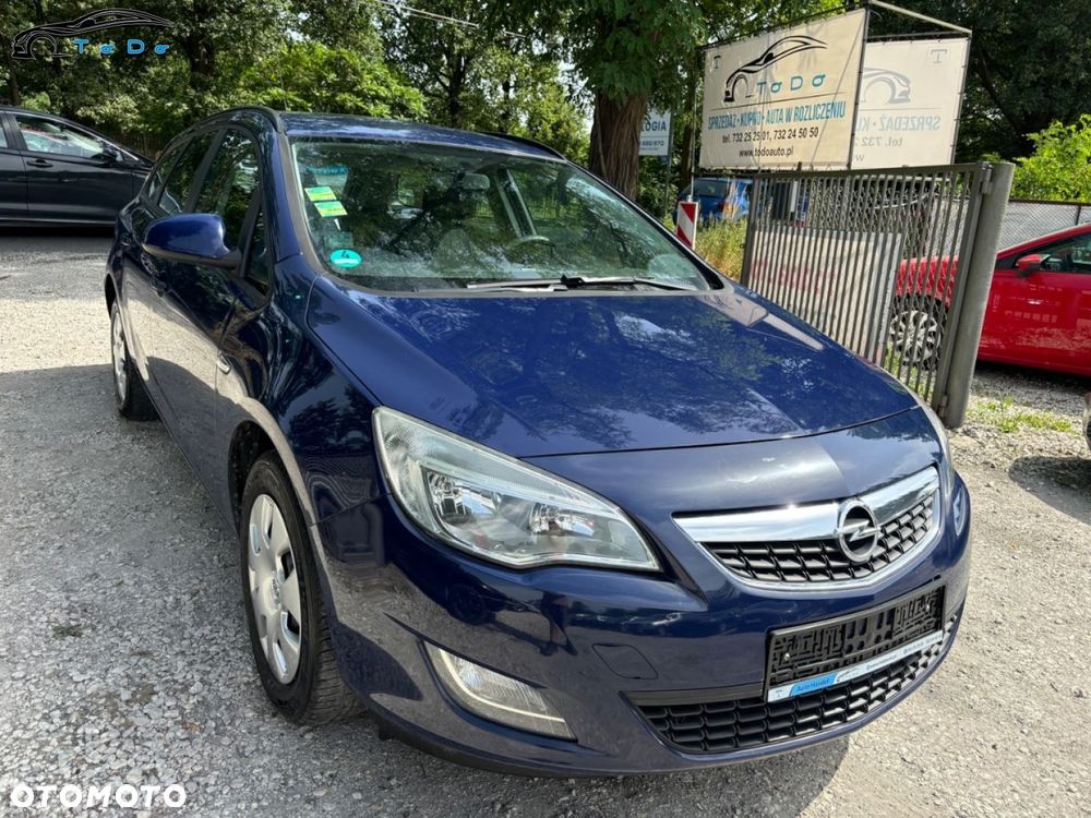 Opel Astra - 2