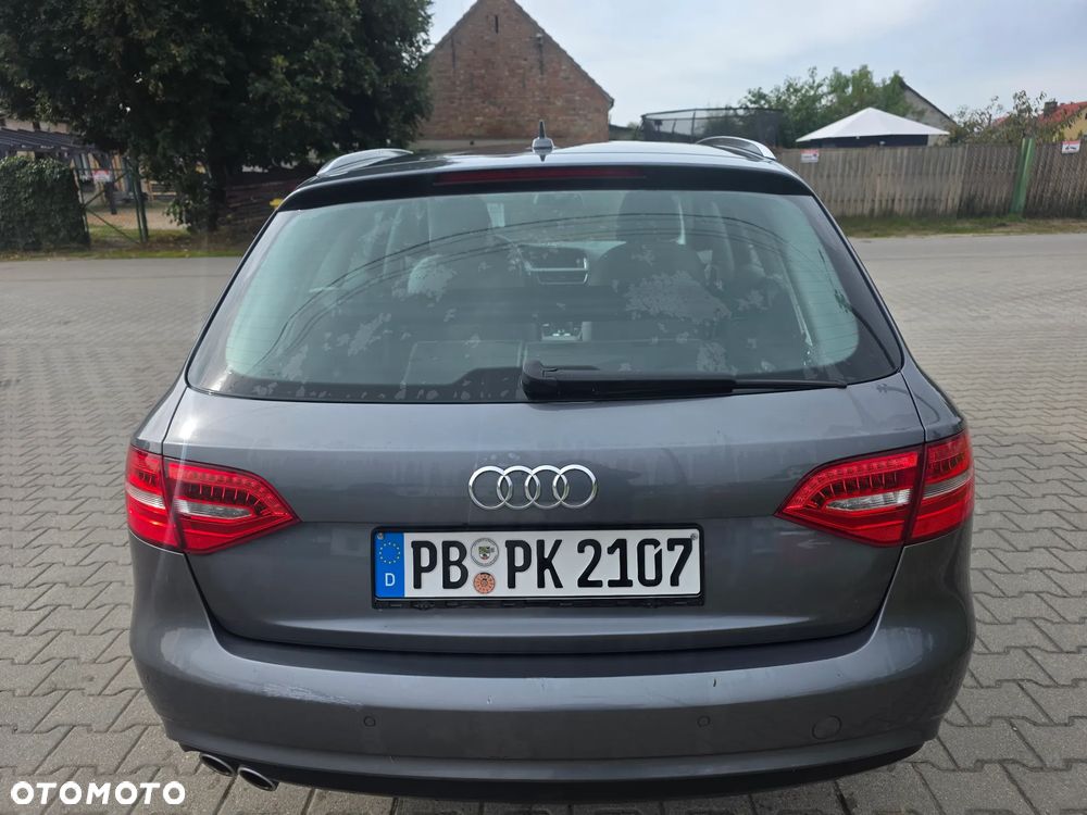 Audi A4 Avant 2.0 TDI DPF Attraction - 4