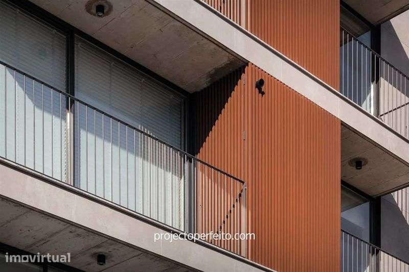 Apartamento T2 como novo, no centro de Espinho - Grande imagem: 2/12