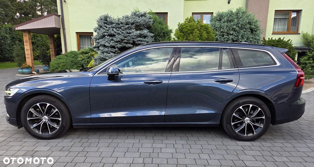 Volvo V60 B3 B DKG Momentum Pro - 8