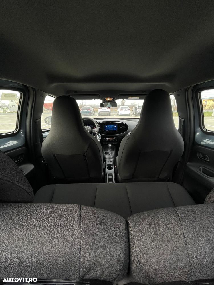 Toyota Aygo X 1.5l HEV 116CP Active - 18