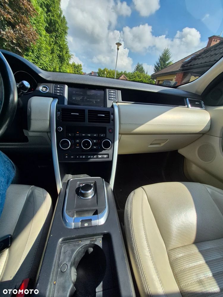 Land Rover Discovery Sport 2.0 Si4 HSE Luxury - 8