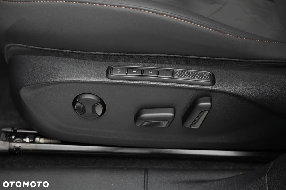 Cupra Terramar 2.0 TSI 4Drive DSG VZ - 14