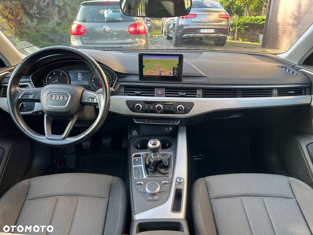 Audi A4 Avant 2.0 TDI DPF Ambiente - 10