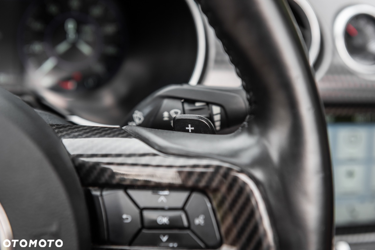 Ford Mustang - 21