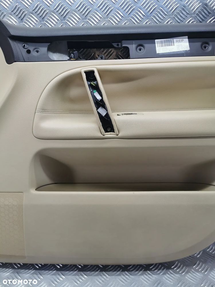 VW TOUAREG 7L 03-09R TAPICERKA BOCZEK DRZWI PRZOD PRAWY PASAZERA KREMOWY BEZOWY BANANOWY - 3