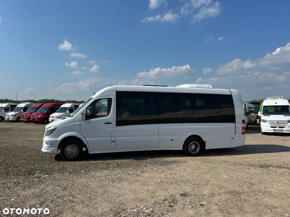 Mercedes-Benz Sprinter 519 - 13