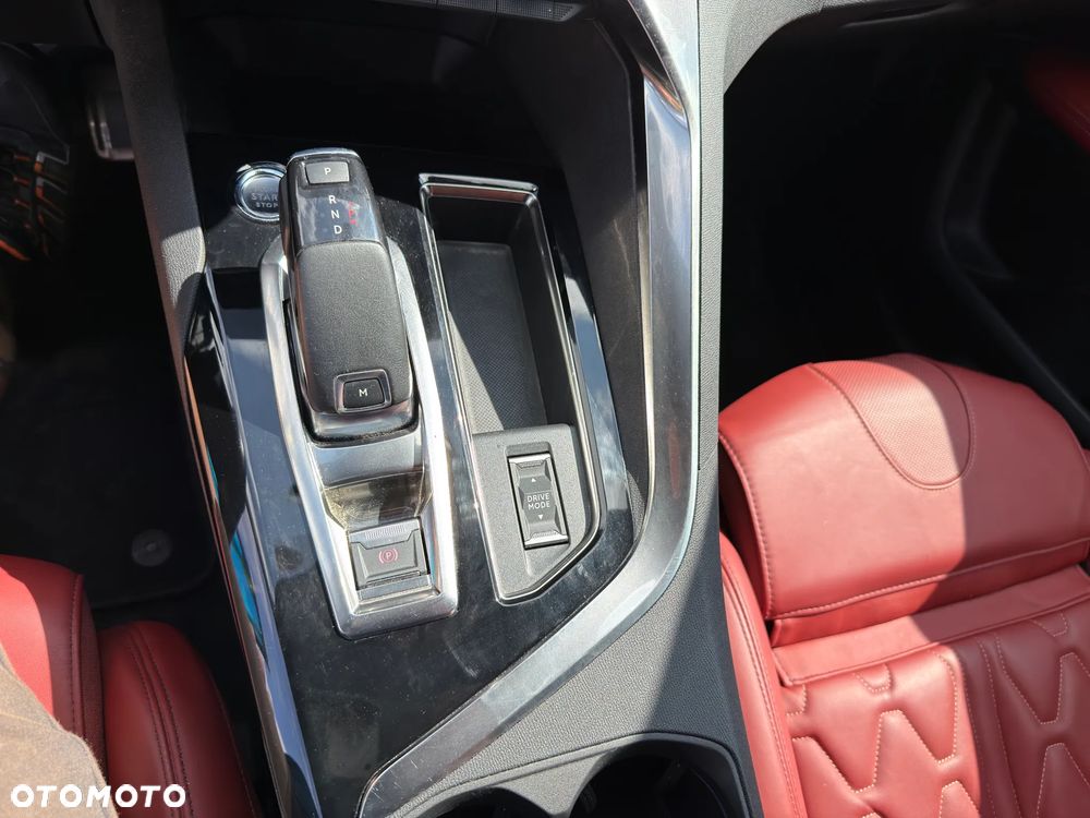 Peugeot 3008 PureTech 130 Stop & Start GPF EAT8 GT - 28