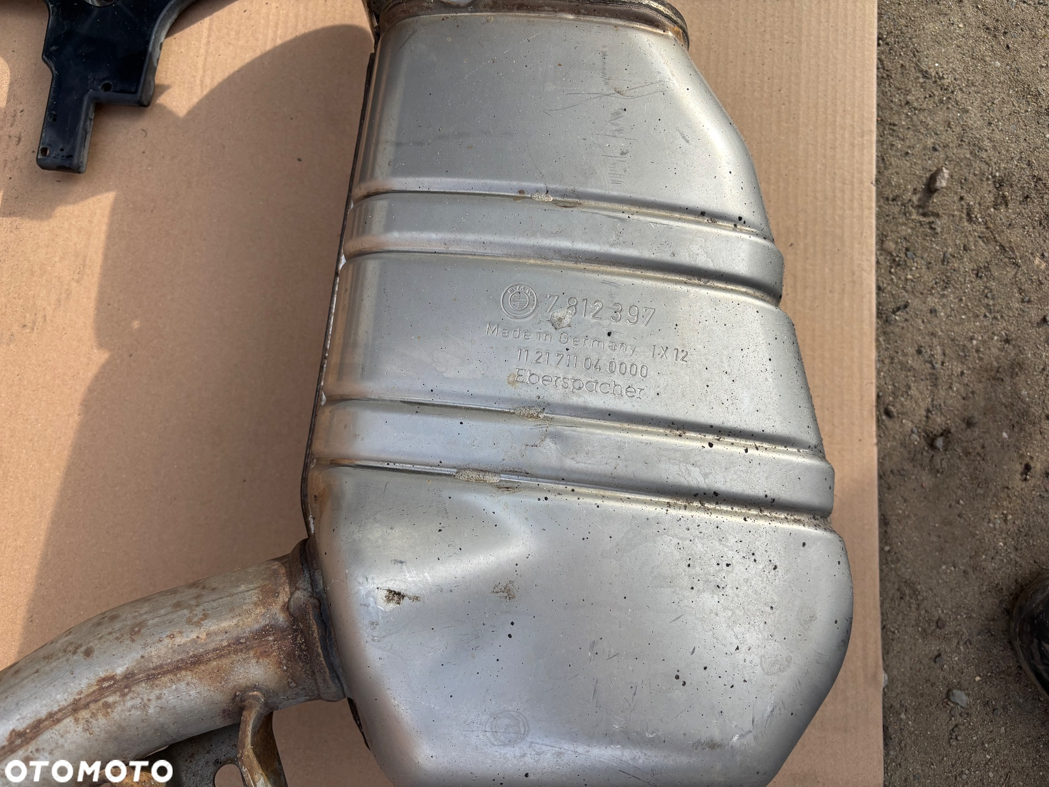 Bmw 5 F10 F11 535d Oryginalny Kompletny Wydech Tłumik Końcowy Środkowy Końcówki Wydechu Osłona Termiczna Zaślepka Schowka 7807103 7207269 7207270 7193500 7314091 8049236 7812394 7812397 7193499 Rura Wydechu Dwie Końcówki - 5