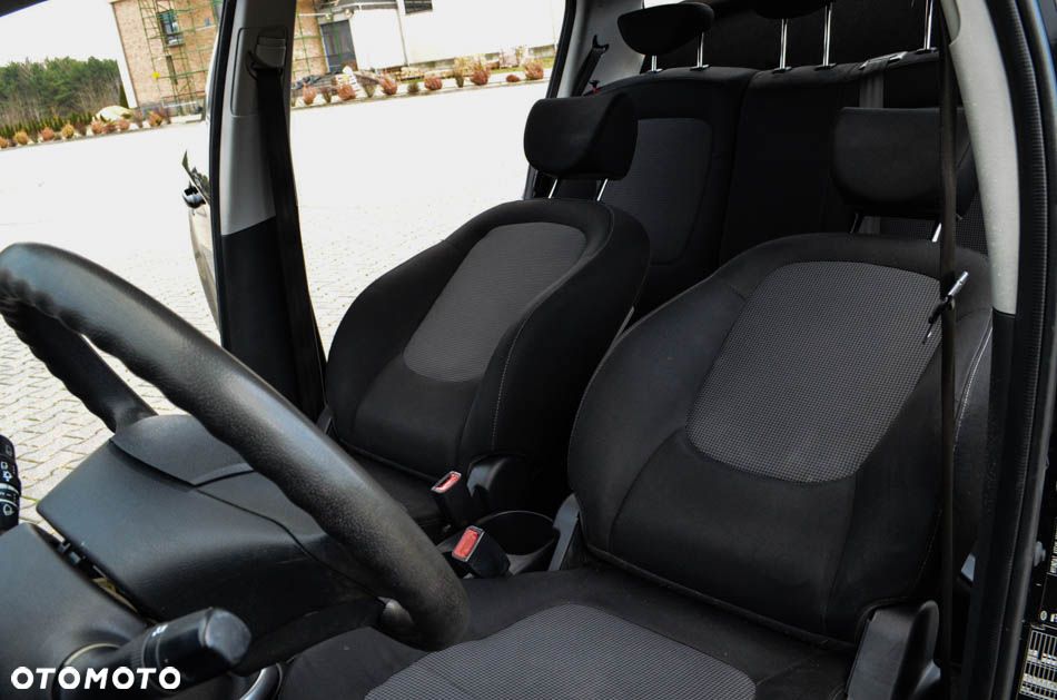 Hyundai i20 1.25 Comfort - 29