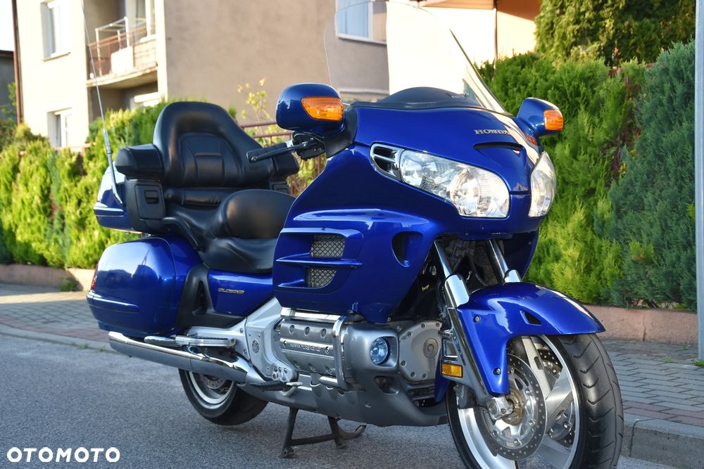 Honda GL - 9