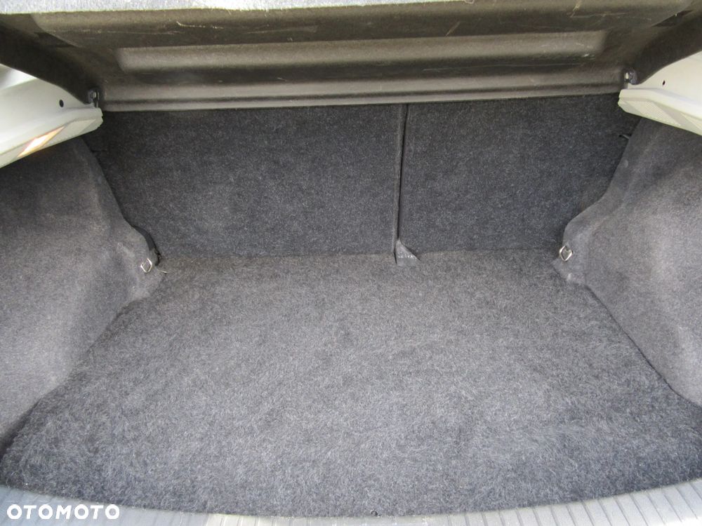 Nissan Qashqai 2.0 Acenta - 23