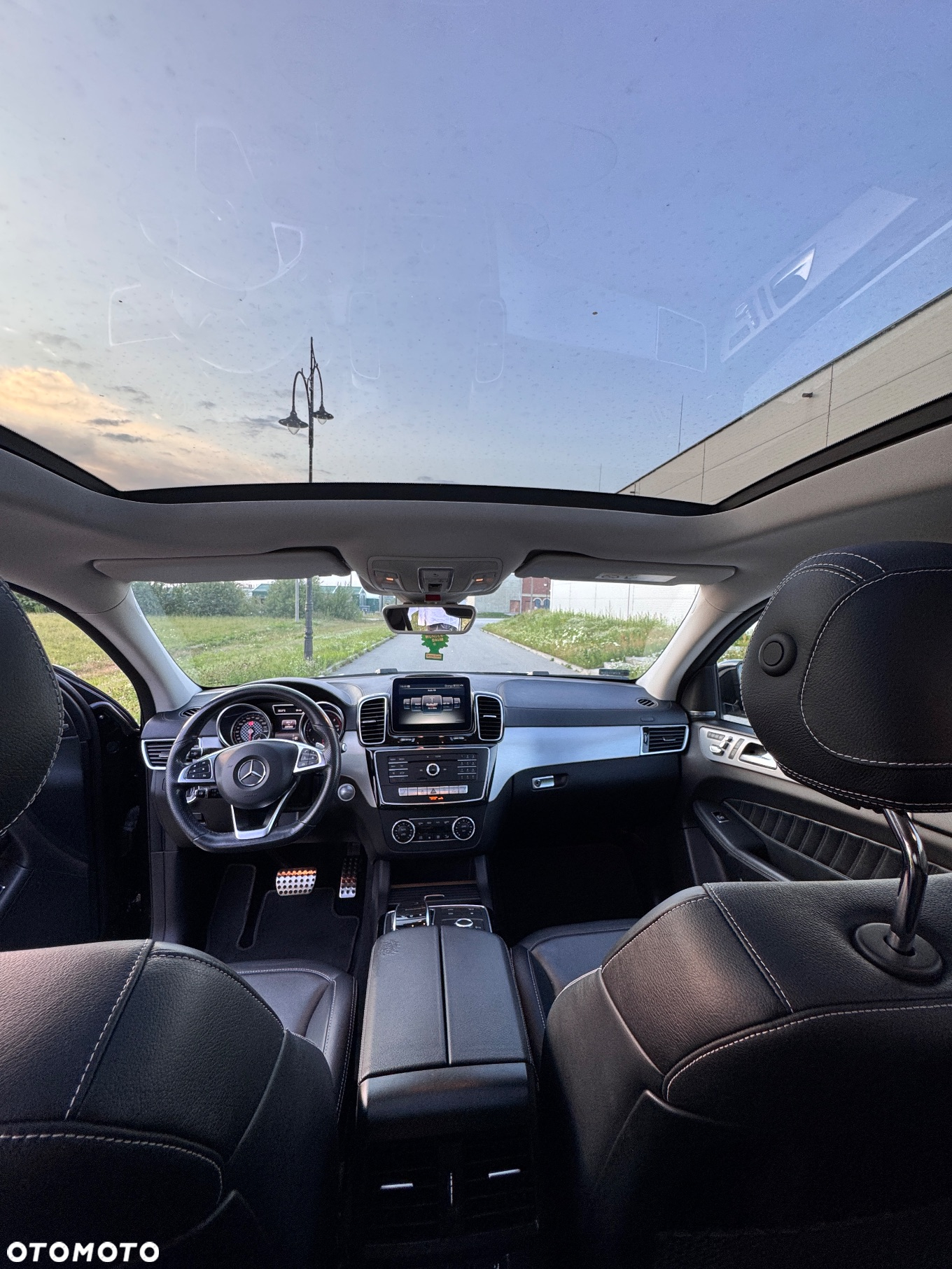 Mercedes-Benz GLE 350 d Coupe 4Matic 9G-TRONIC AMG Line - 9
