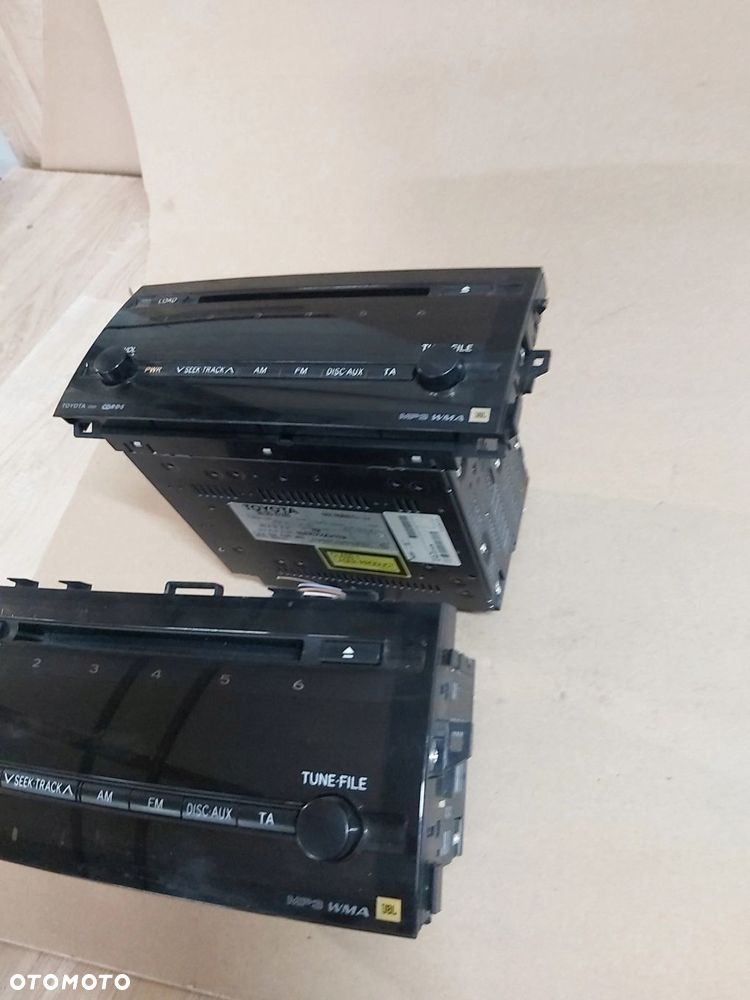 Toyota Prius II radio JBL CD 86120-47241 - 3