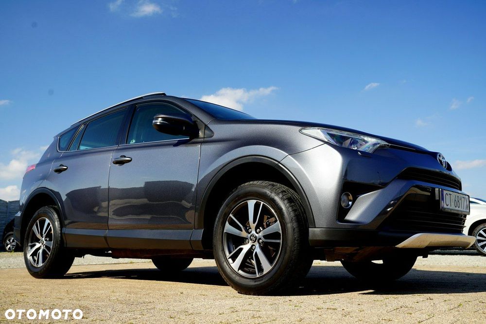 Toyota RAV4 - 4