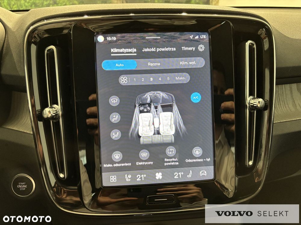Volvo XC 40 - 22