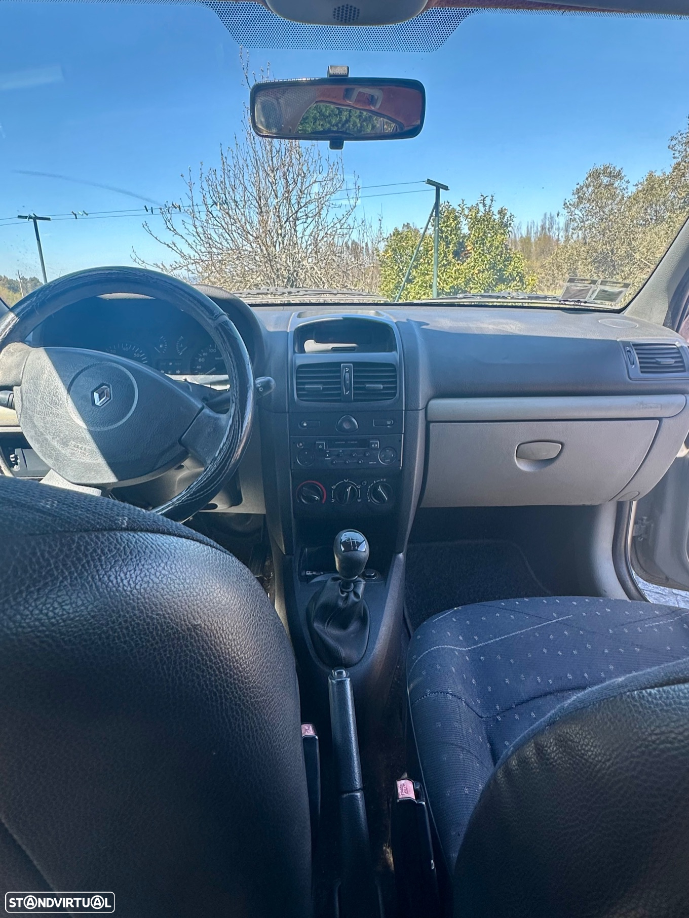 Renault Clio 1.2 16V S - 5