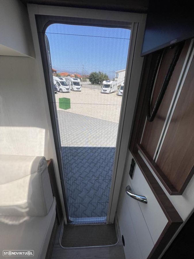 Pilote Galaxy G 740 cama central e basculante - 23