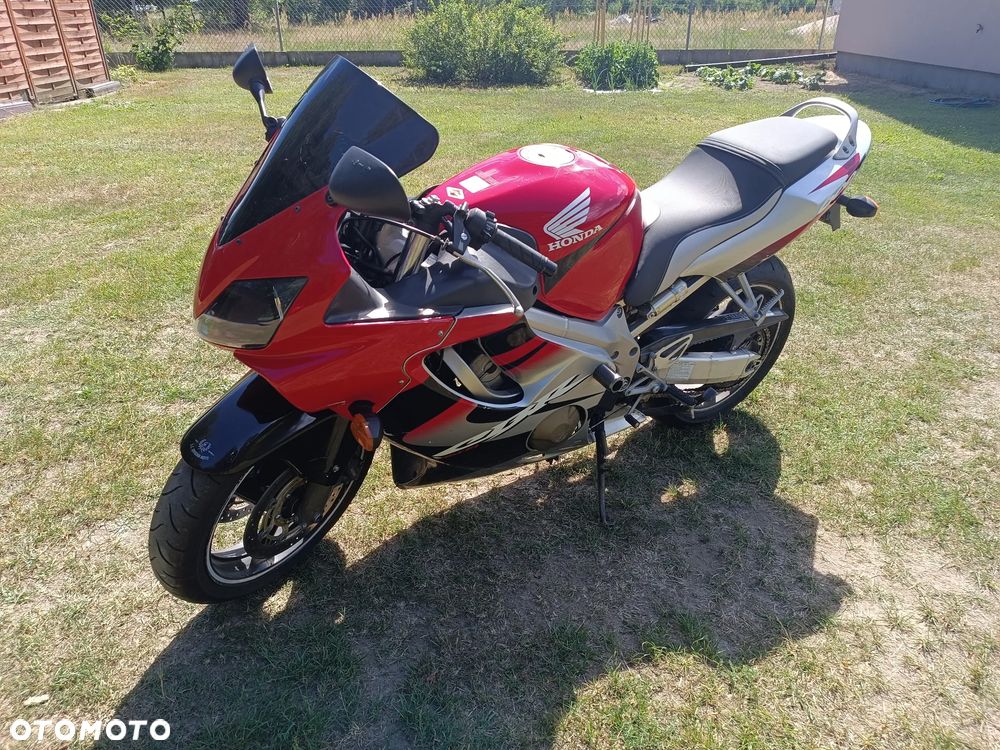 Honda CBR - 16