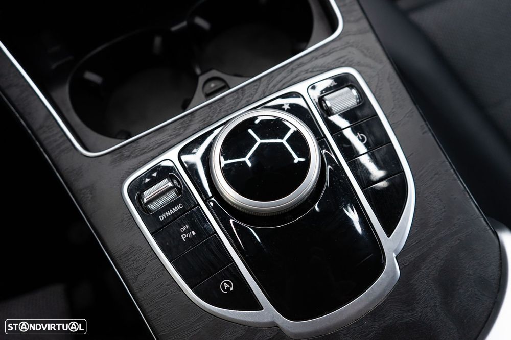 Mercedes-Benz C 200 d Station 9G-TRONIC AMG Line - 32