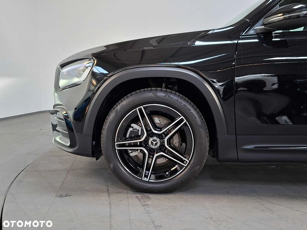 Mercedes-Benz GLB 220 mHEV 4-Matic AMG Line 8G-DCT