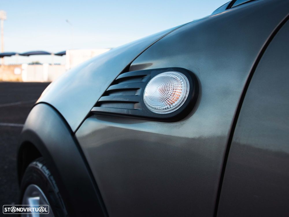 MINI 3 Portas Cooper D - 31
