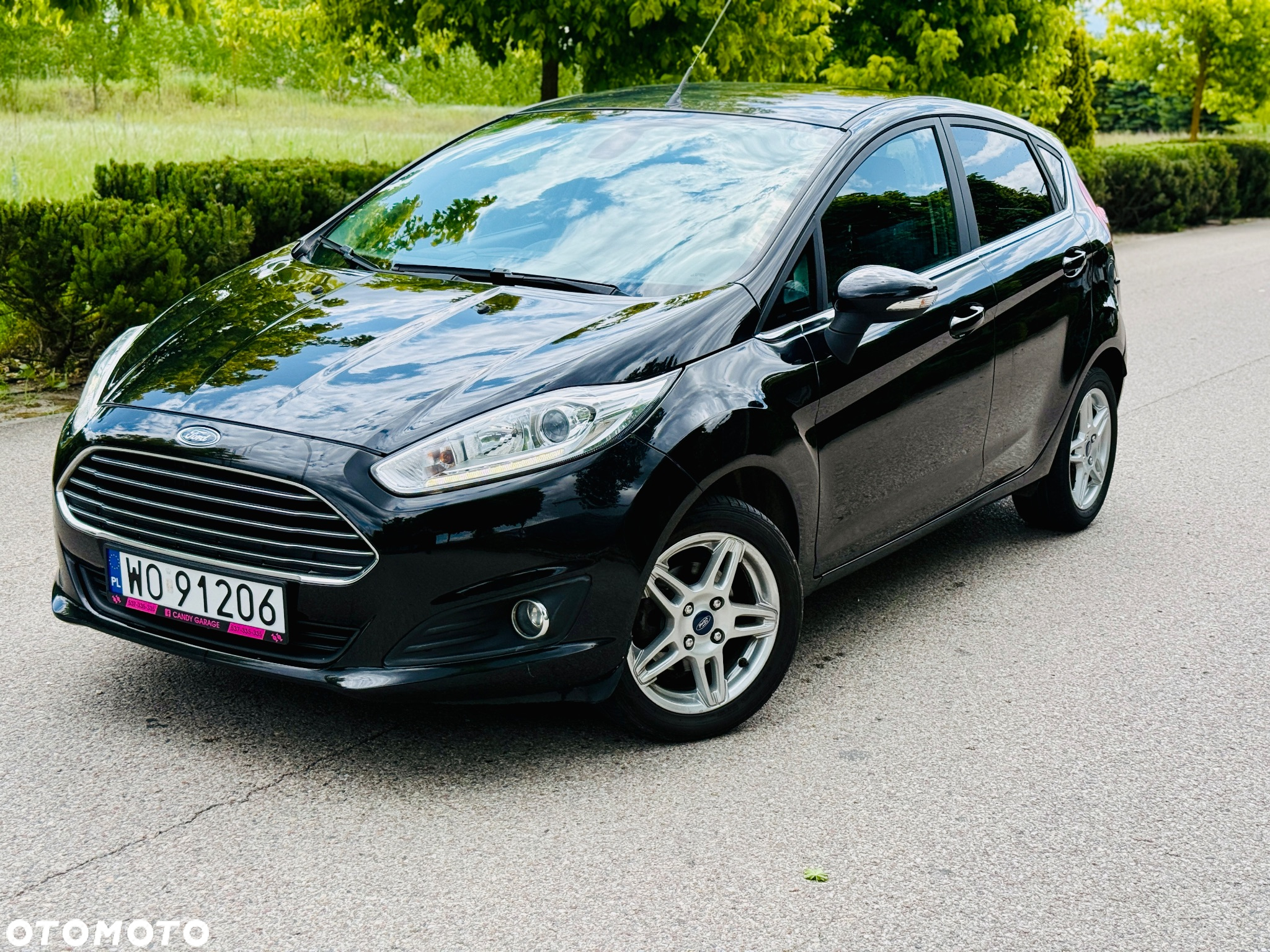 Ford Fiesta 1.0 EcoBoost S&S TITANIUM X - 2