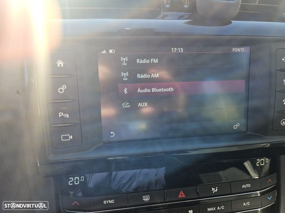 Jaguar F-Pace 2.0 i4D Pure - 17