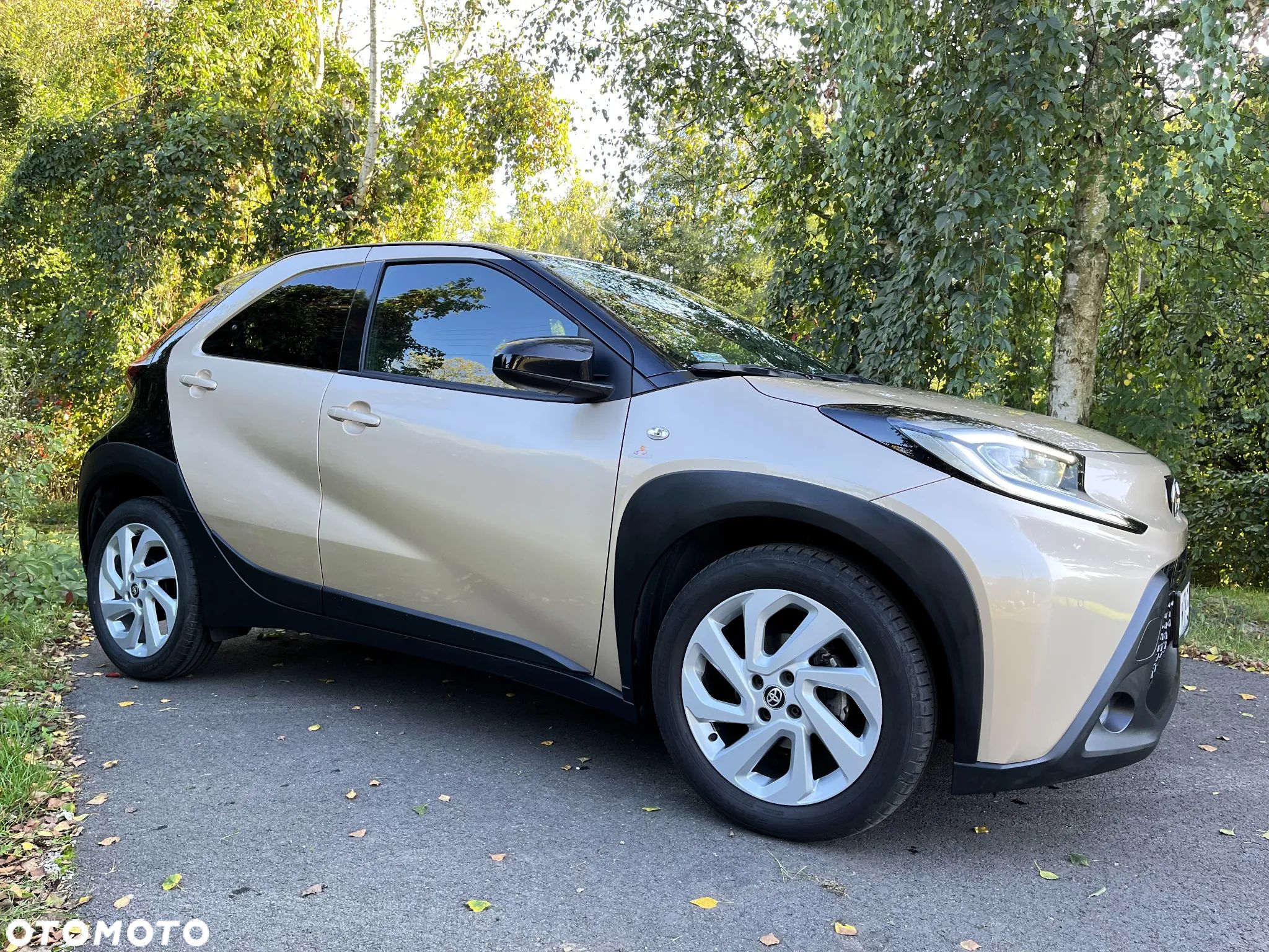 Toyota Aygo 1.0 VVT-i Color Edition - 1