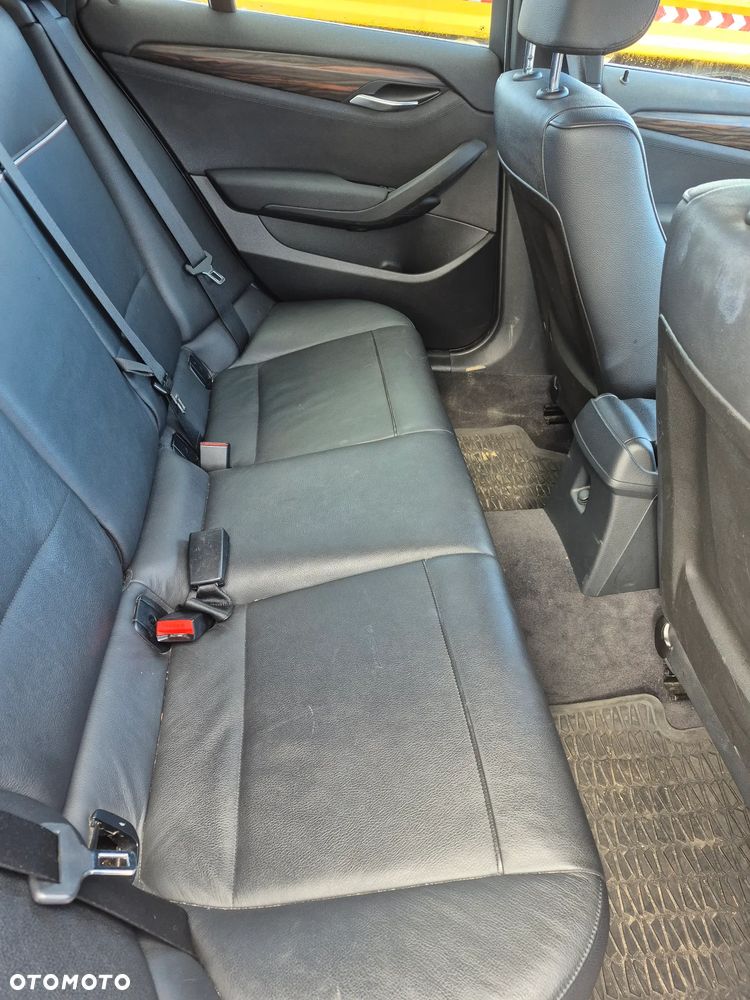 BMW X1 xDrive20d xLine - 7