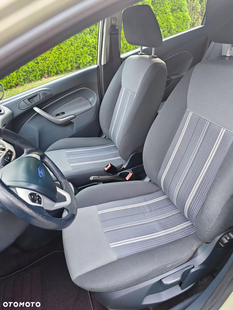 Ford Fiesta 1.25 SYNC Edition - 15