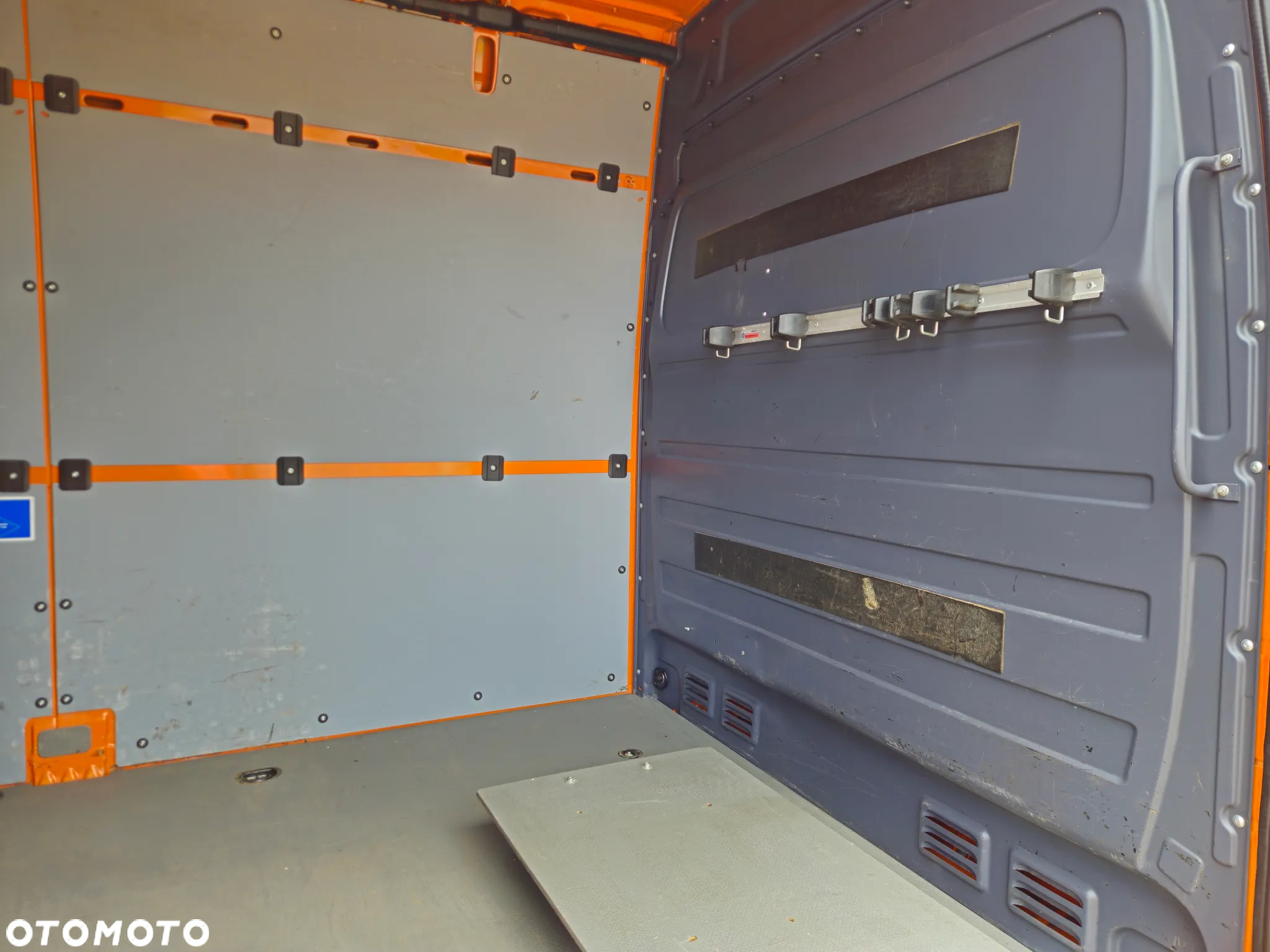 Volkswagen CRAFTER - 17