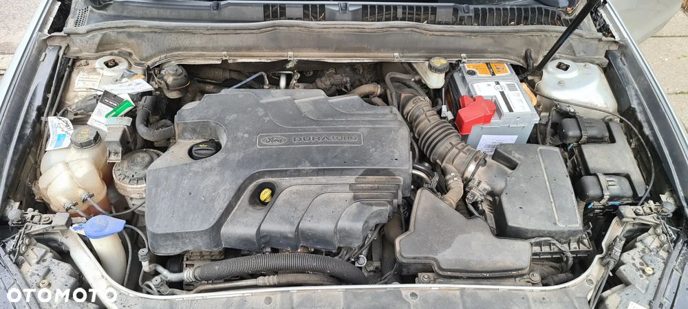 Ford Mondeo 2.0 TDCi Ambiente - 6