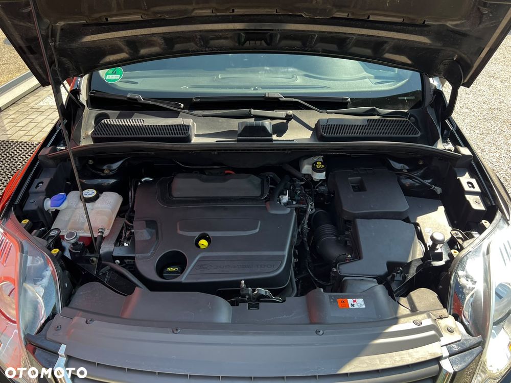 Ford Kuga 2.0 TDCi 4WD Trend - 32